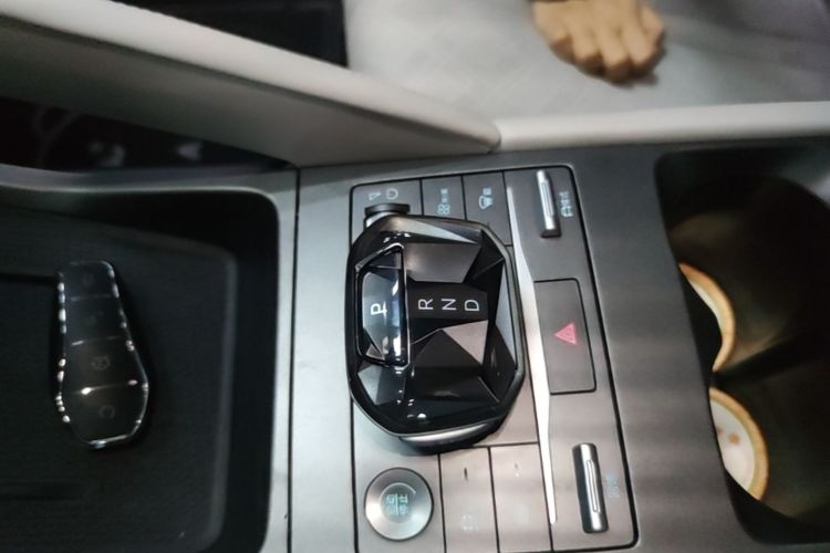 BYD YuanUP 2024 car image #14