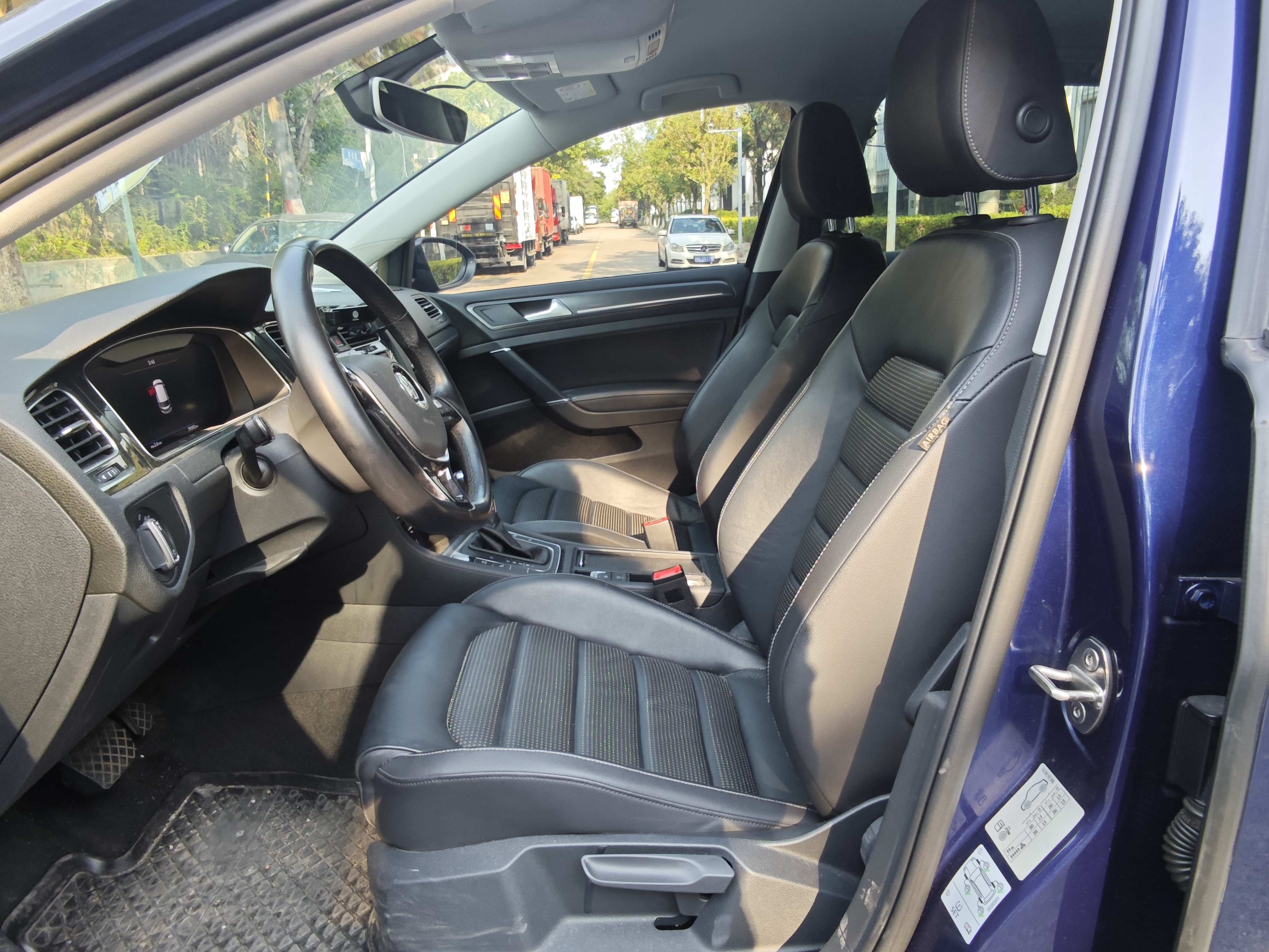 Volkswagen Golf New Energy (Imported) 2020 car image #9