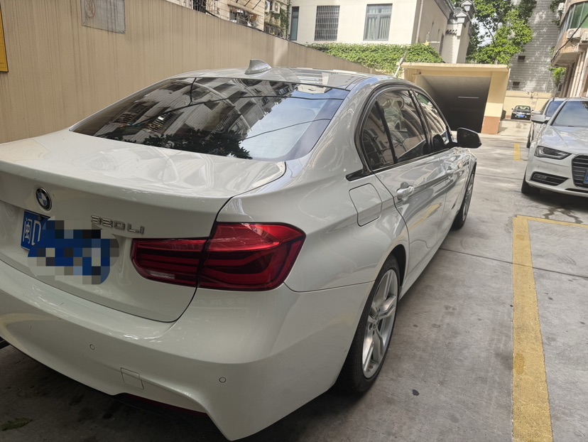 BMW 3 Series 2018 #7 BMW 3 Series 2018 car image #7