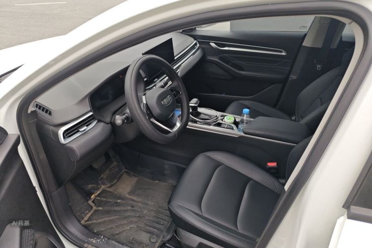 GEELY Emgrand 2026 car image #17
