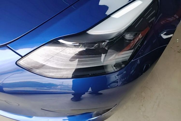 Tesla Model 3 2021 car image #23