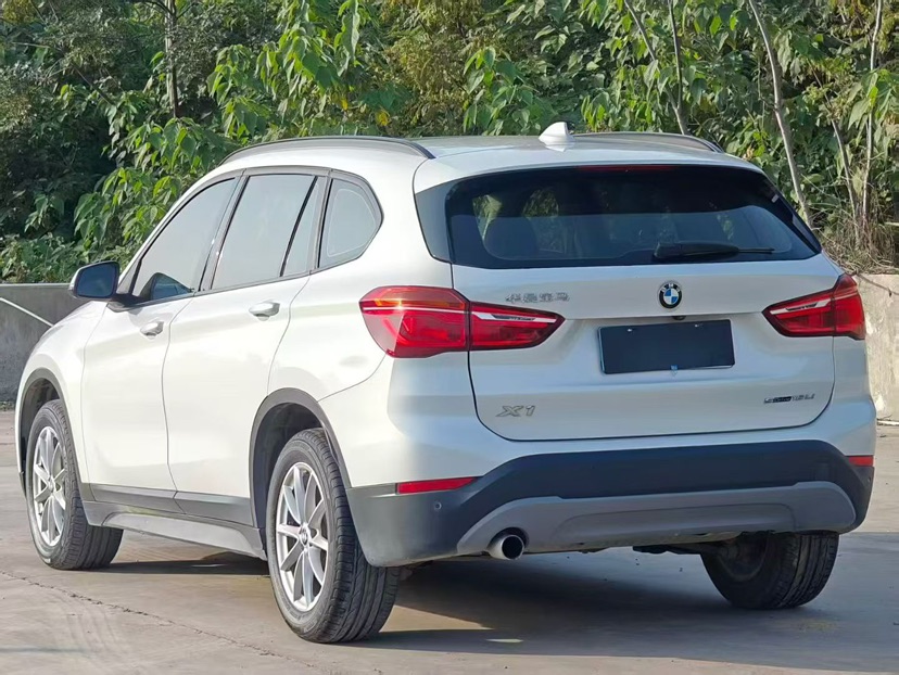 BMW X1 2018 #7 BMW X1 2018 car image #7