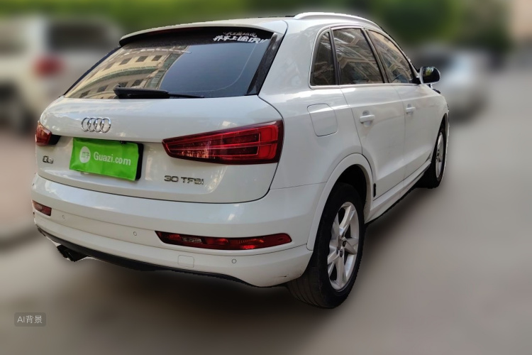 Audi Q3 2017 car image #7