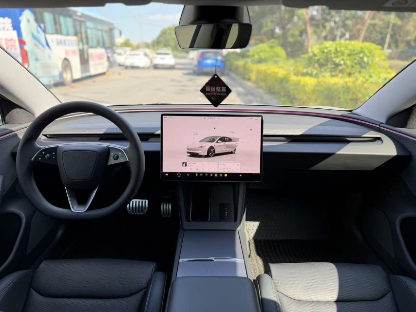 Tesla Model 3 2025 #5 Tesla Model 3 2025 car image #5
