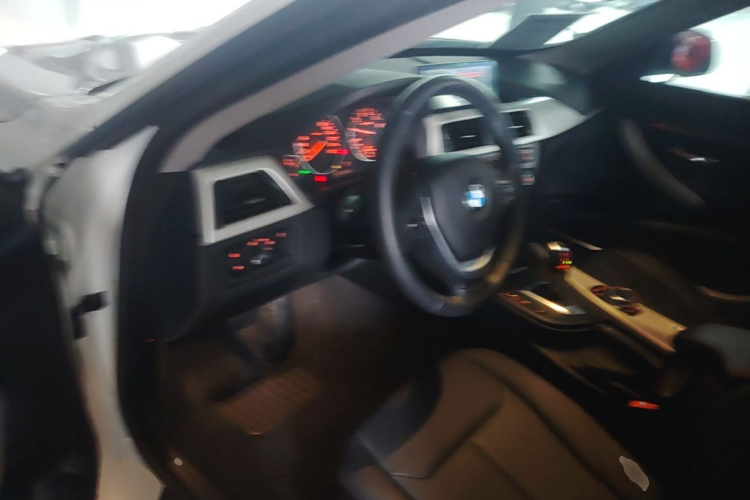BMW 3 Series GT 2016 #16 BMW 3 Series GT 2016 car image #16