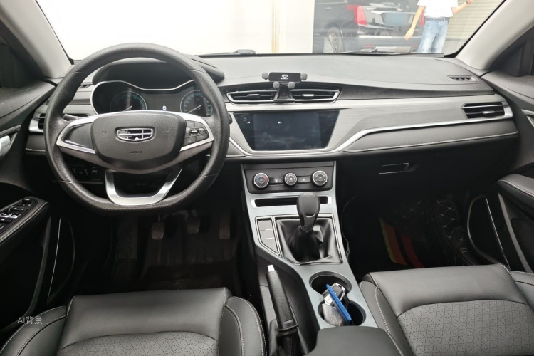GEELY Emgrand 2022 #11 GEELY Emgrand 2022 car image #11