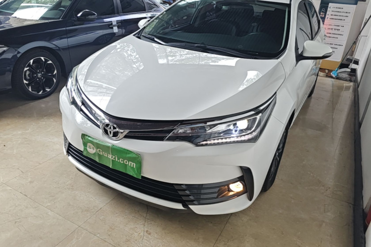Toyota Corolla 2018 #2 Toyota Corolla 2018 car image #2