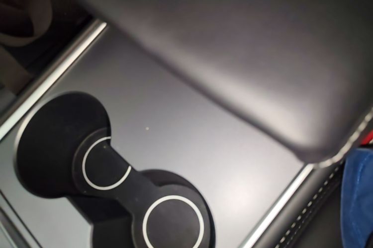 Tesla Model 3 2022 immagine di auto #9