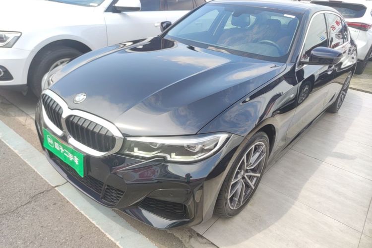 BMW 3 Series 2022 #2 BMW 3 Series 2022 car image #2