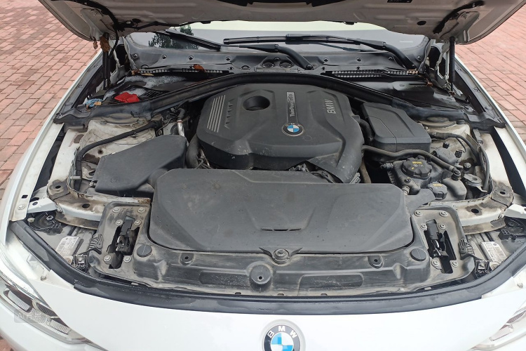 BMW 3 Series 2018 #22 BMW 3 Series 2018 imagen de coche #22