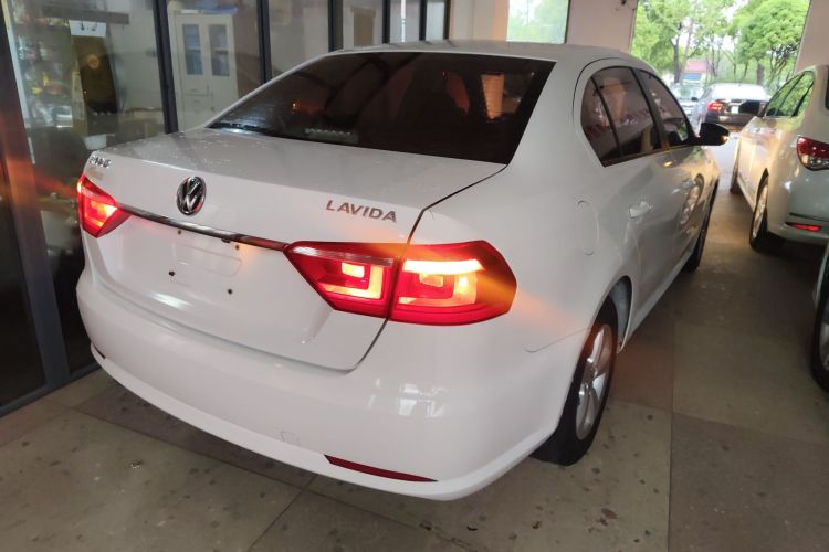Volkswagen Lavida 2017 #7 Volkswagen Lavida 2017 car image #7