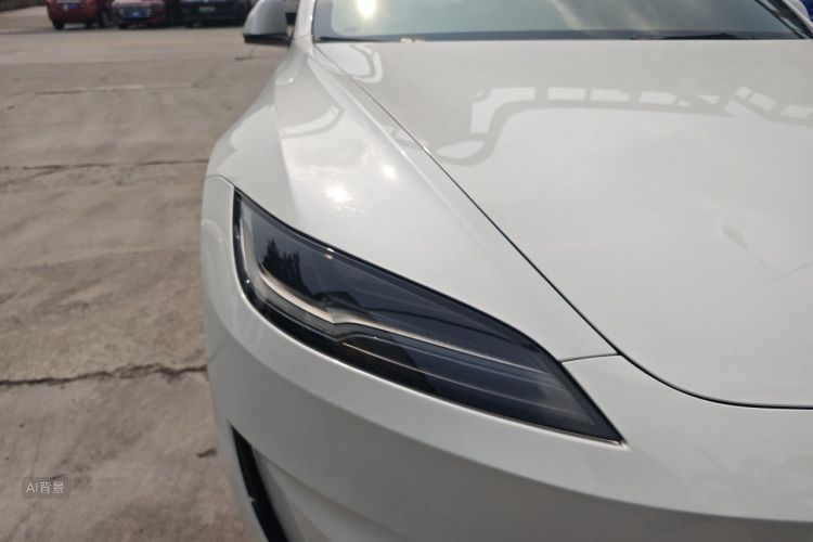 Tesla Model 3 2025 car image #8