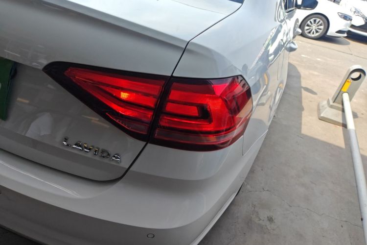 Volkswagen Lavida 2020 car image #8