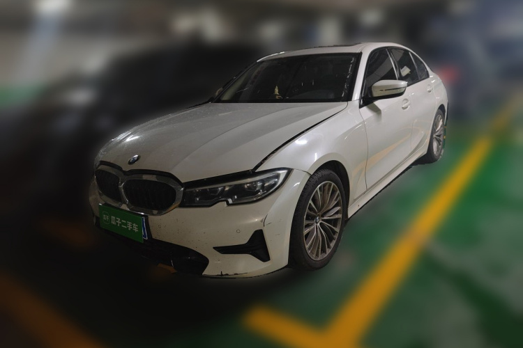 BMW 3 Series 2021 #2 BMW 3 Series 2021 car image #2