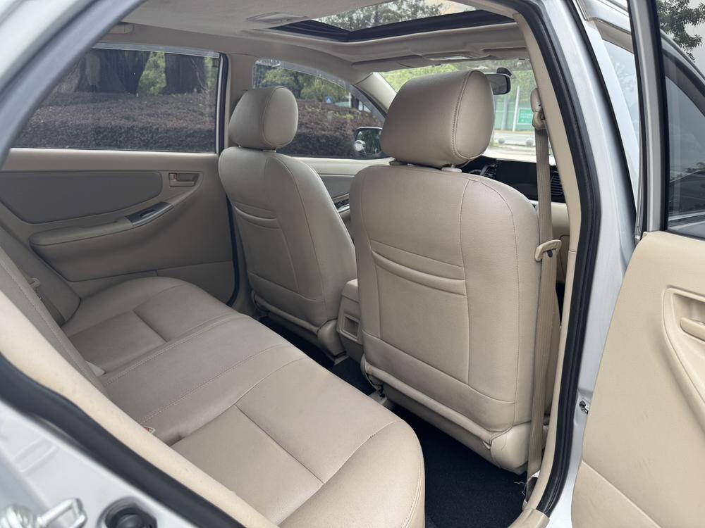Toyota Corolla (Classic) 2015 #16 Toyota Corolla (Classic) 2015 car image #16