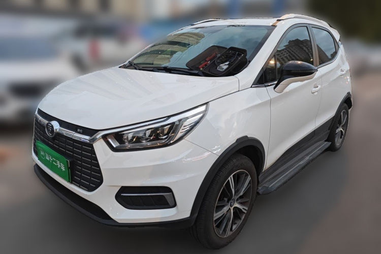 BYD Yuan New Energy 2019 #2 BYD Yuan New Energy 2019 car image #2
