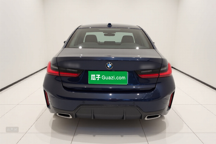 BMW 3 Series 2024 #6 BMW 3 Series 2024 car image #6