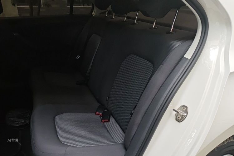 Volkswagen Santana 2022 car image #19