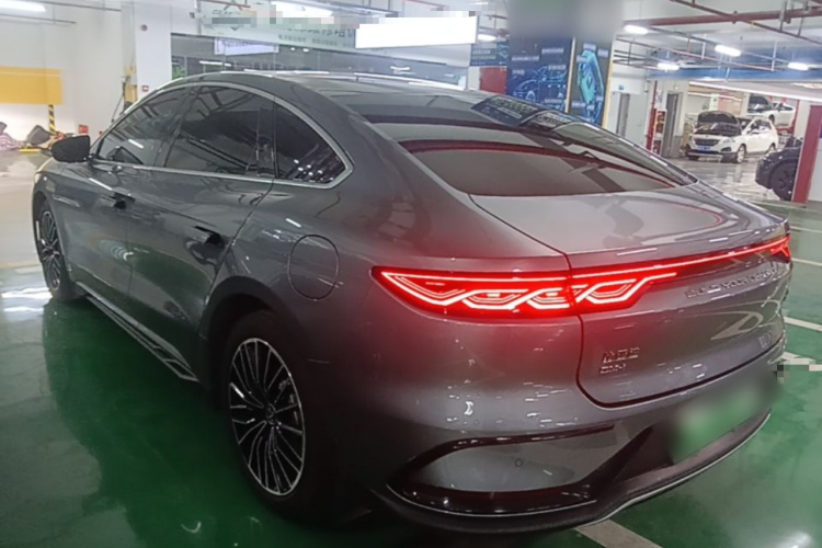 BYD Han 2023 car image #5