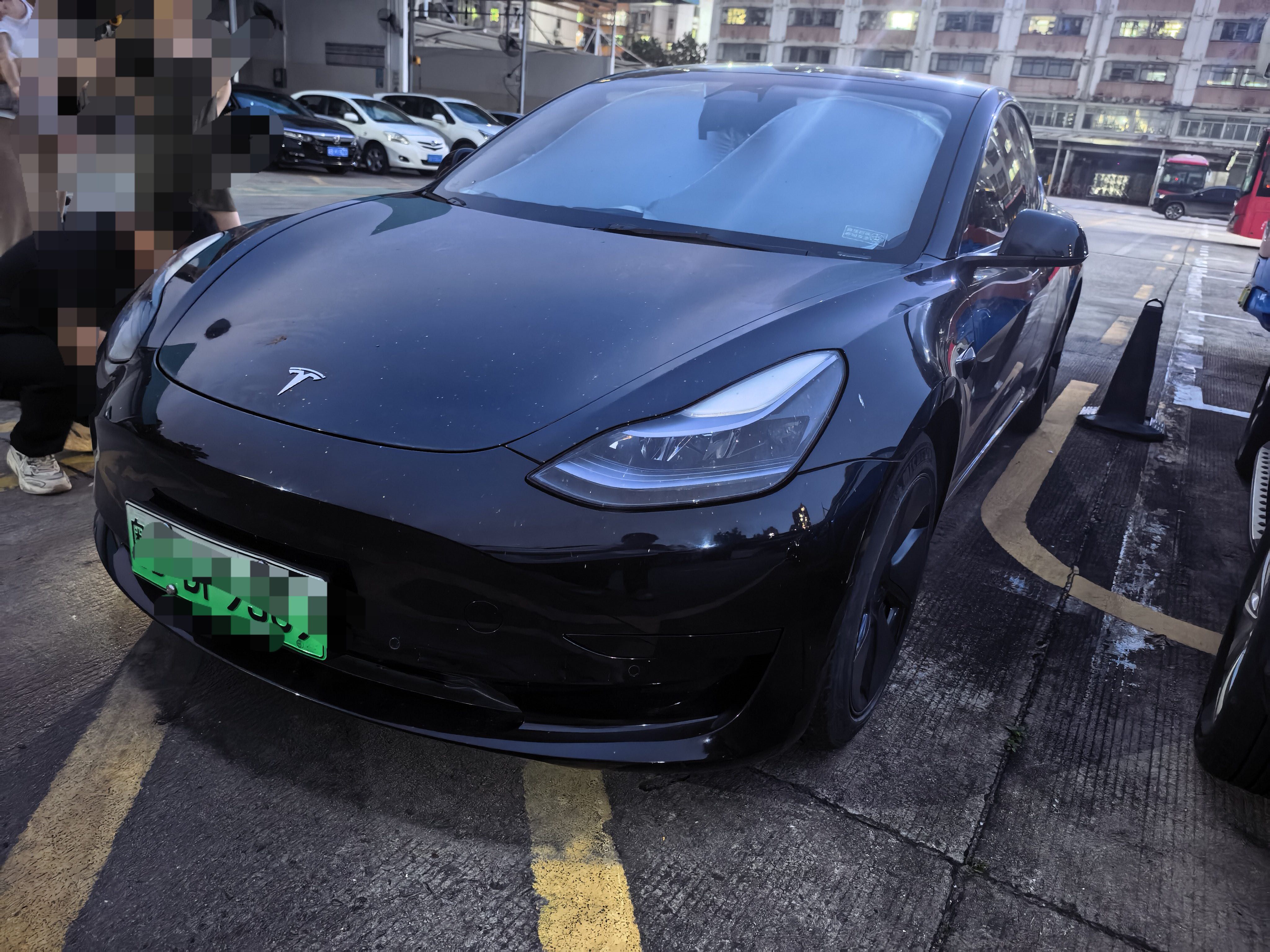 Tesla Model 3 2023 car image 