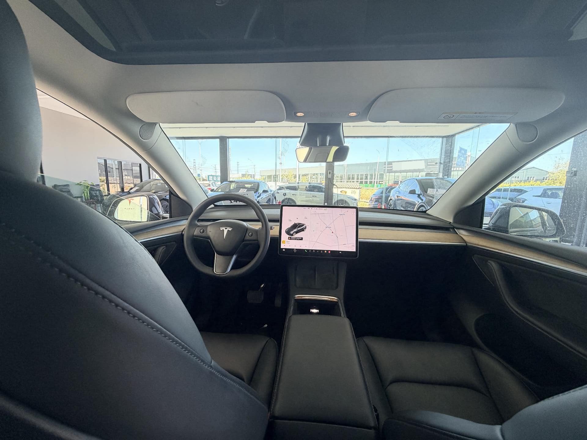 Tesla Model Y 2021 #6 Tesla Model Y 2021 صورة سيارة #6