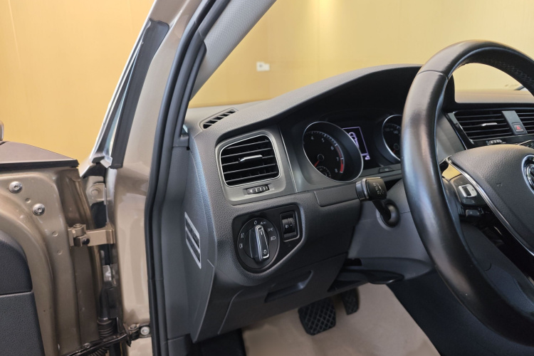 Volkswagen Golf 2016 #25 Volkswagen Golf 2016 car image #25