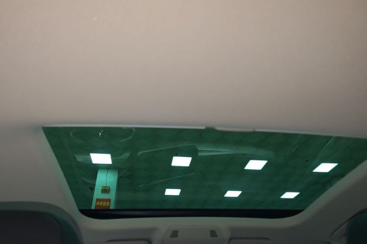 Volkswagen Golf 2021 car image #18