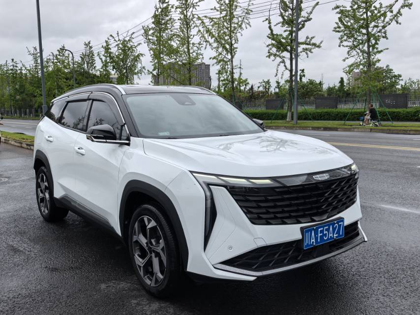 GEELY Boyue L 2025 car image #3