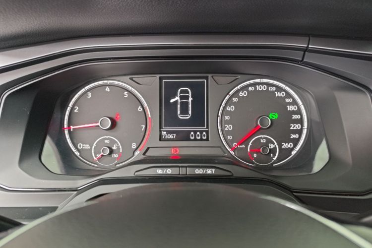 Volkswagen Polo 2020 car image #12