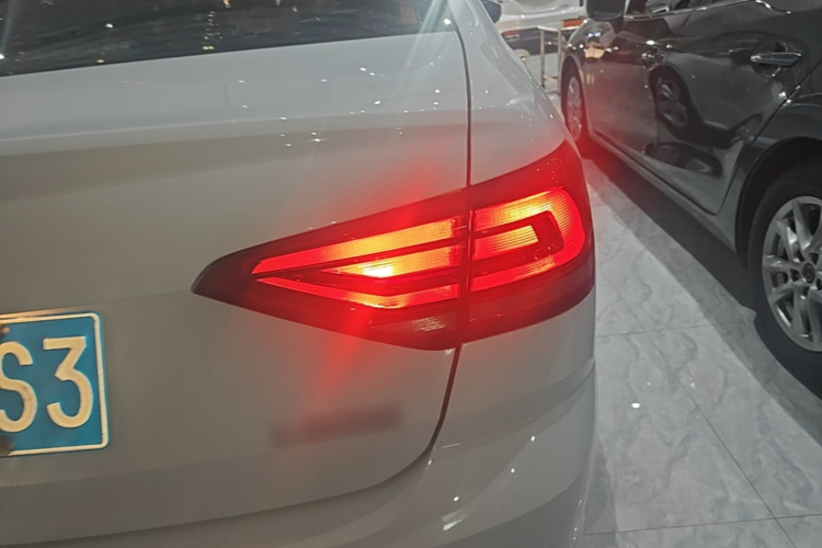 Volkswagen Lavida 2020 car image #8