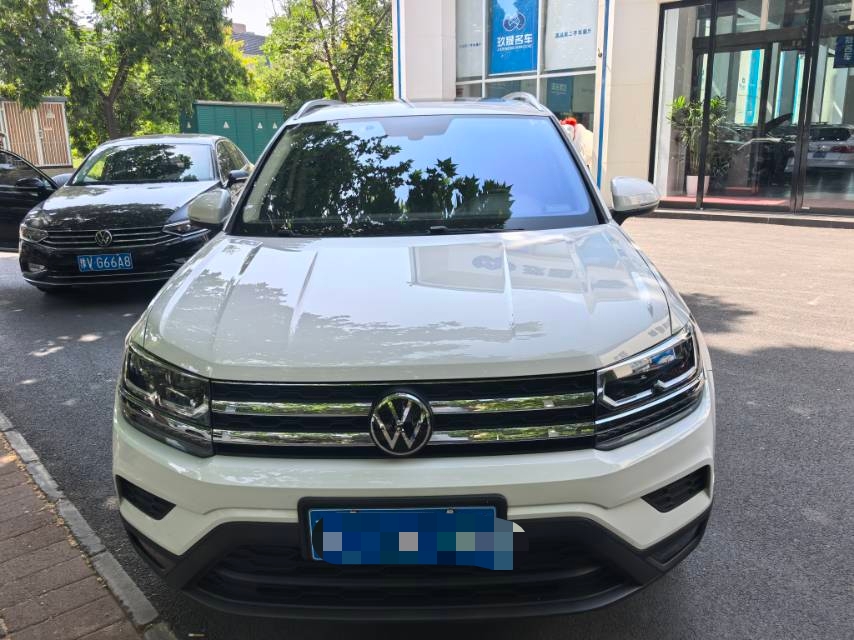 Volkswagen Tharu 2021 car image #8