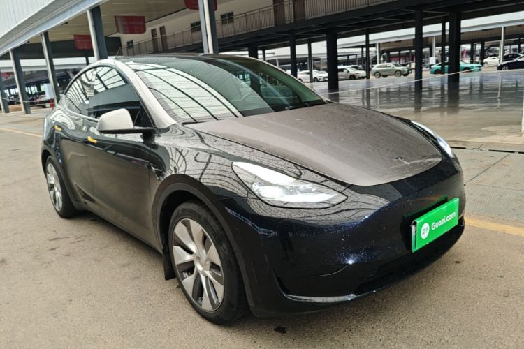 Tesla Model Y 2022 car image #4
