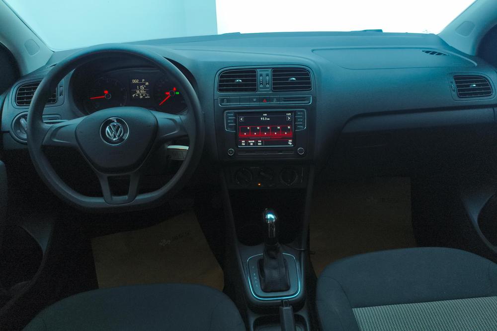 Volkswagen Polo 2019 car image #13