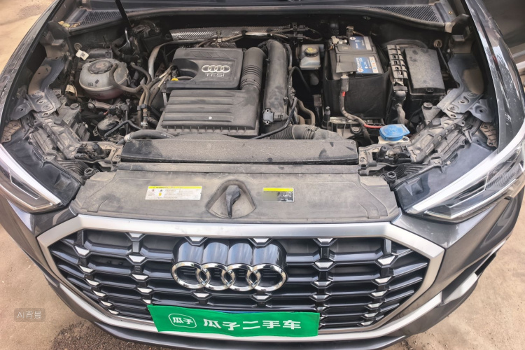 Audi Q3 2021 car image #22