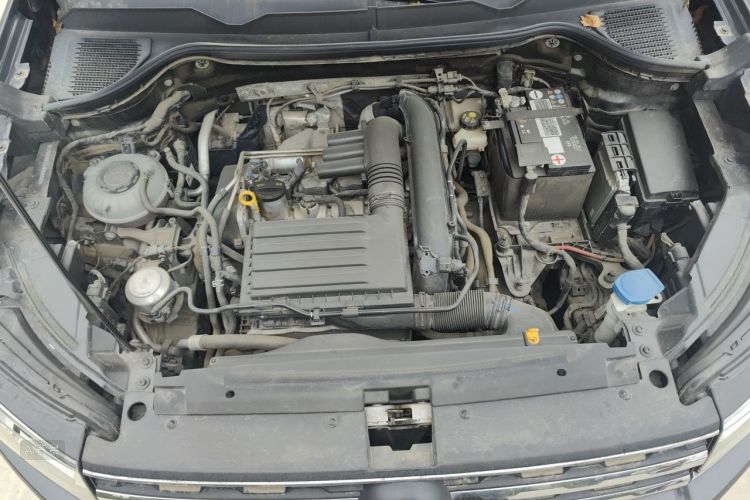 Volkswagen Tharu 2021 immagine di auto #22