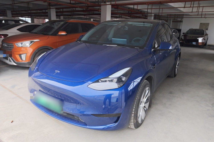 Tesla Model Y 2022 #2 Tesla Model Y 2022 car image #2