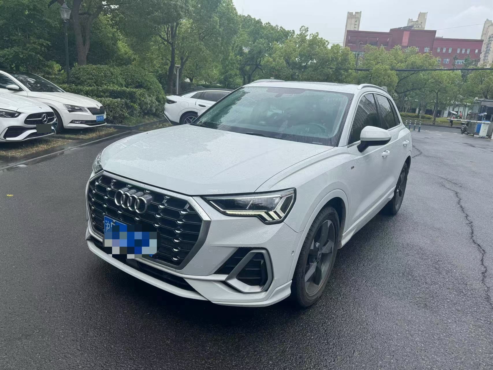 2022 2022 car image
