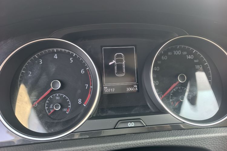 Volkswagen Golf 2019 imagen de coche #8