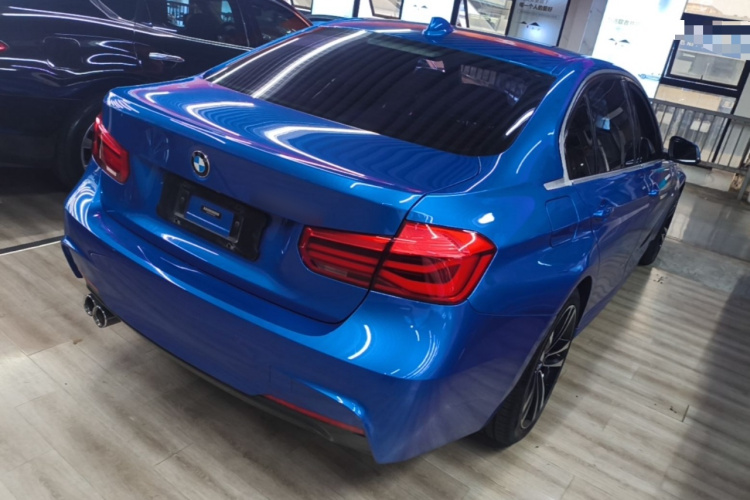 BMW 3 Series 2019 car image #7