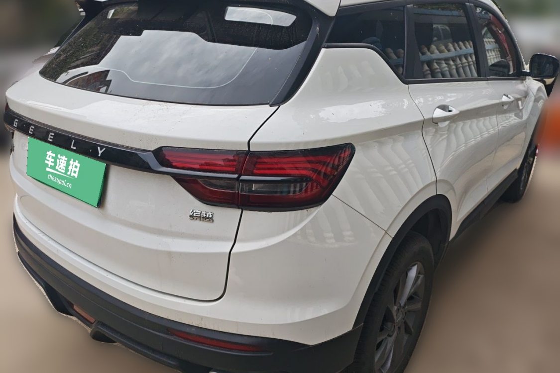 GEELY Coolray 2025 #4 GEELY Coolray 2025 car image #4