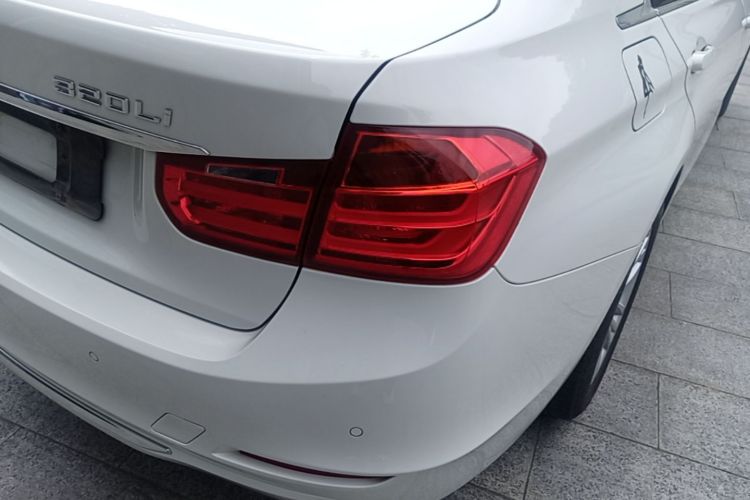 BMW 3 Series 2014 car image #8