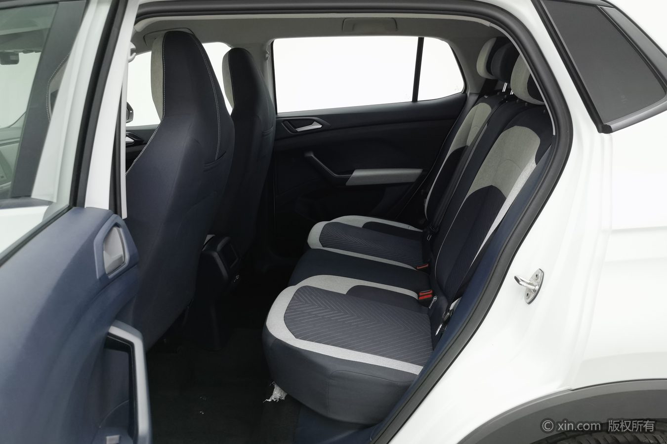 Volkswagen Tharu 2024 #16 Volkswagen Tharu 2024 car image #16