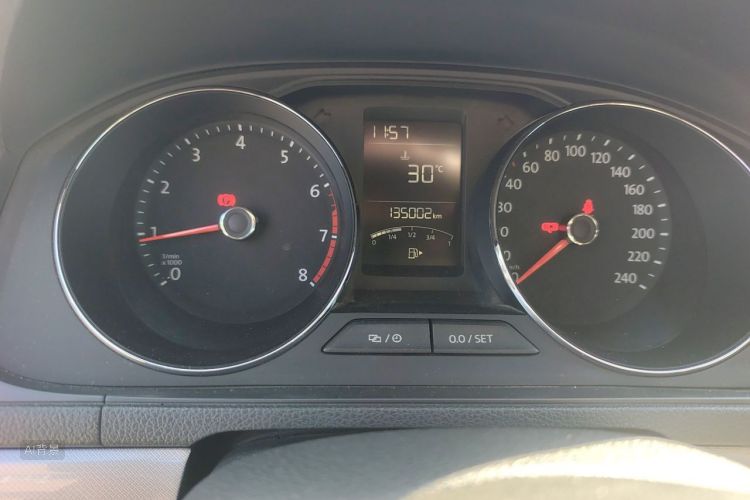 Volkswagen Lavida 2015 car image #14