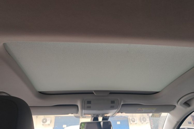 Volkswagen Golf 2019 #20 Volkswagen Golf 2019 car image #20