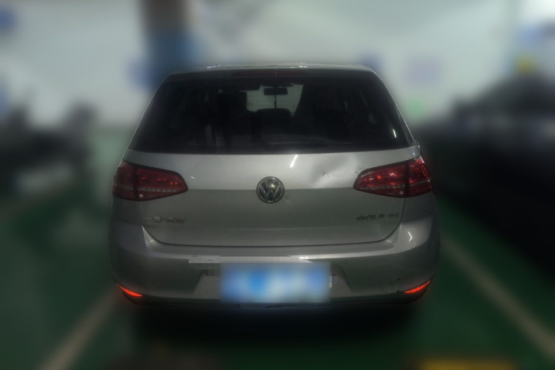 Volkswagen Golf 2014 car image #6
