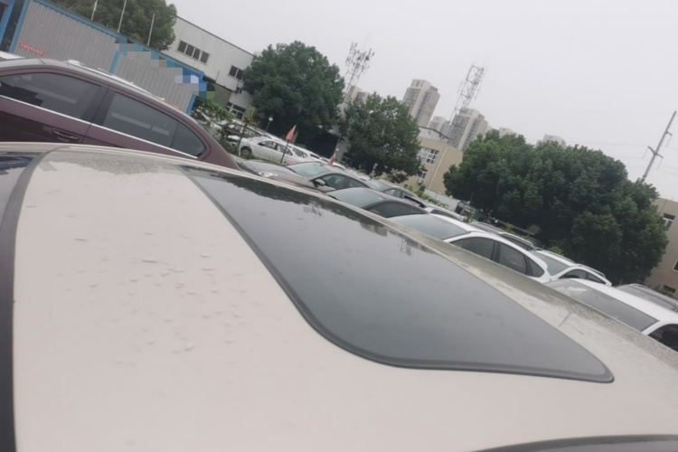 GEELY Emgrand 2019 #25 GEELY Emgrand 2019 car image #25