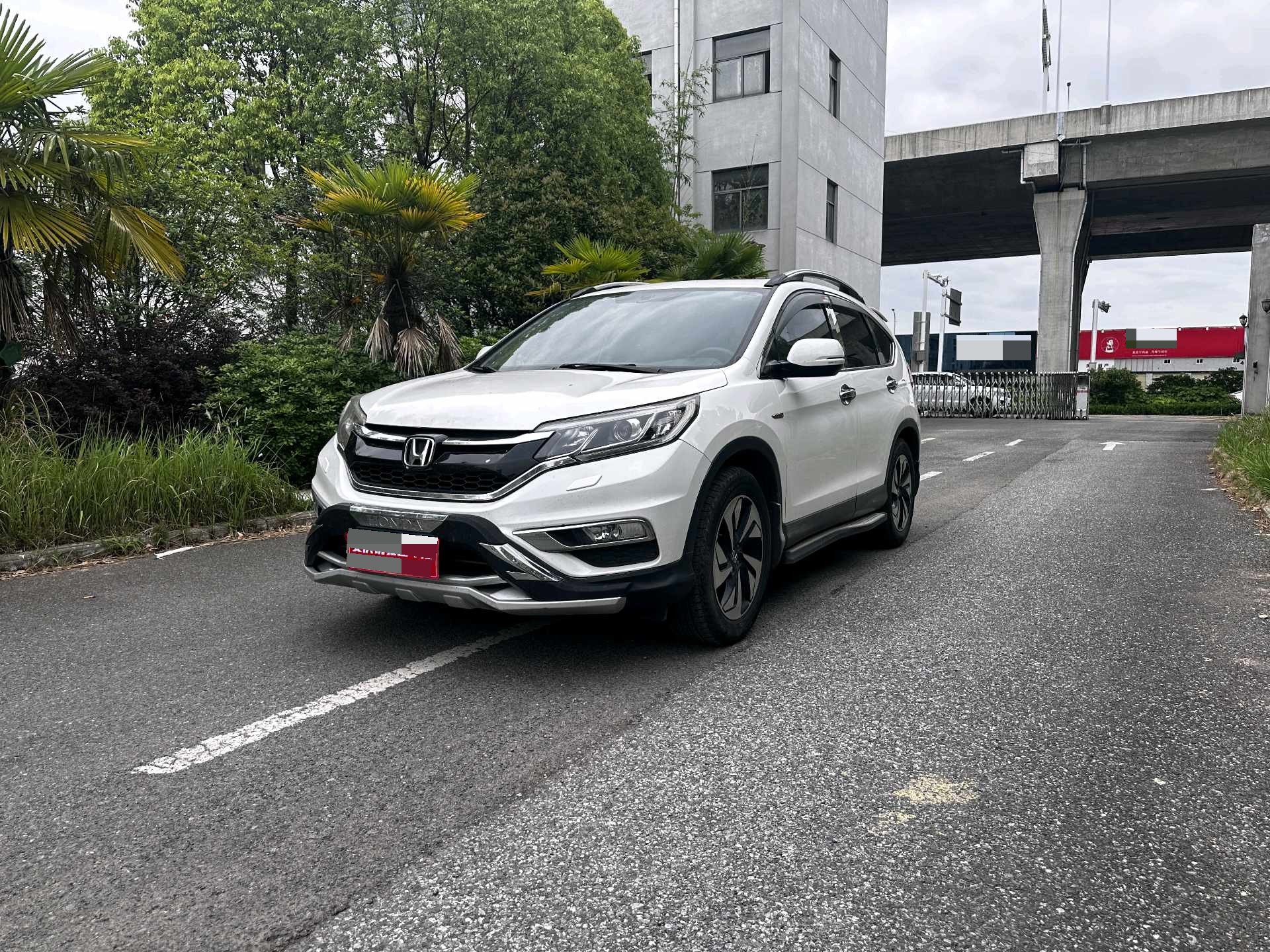 Honda CR-V 2016 Honda CR-V 2016 car image