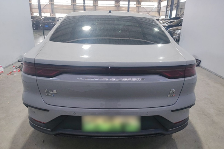 BYD Han 2025 #4 BYD Han 2025 car image #4