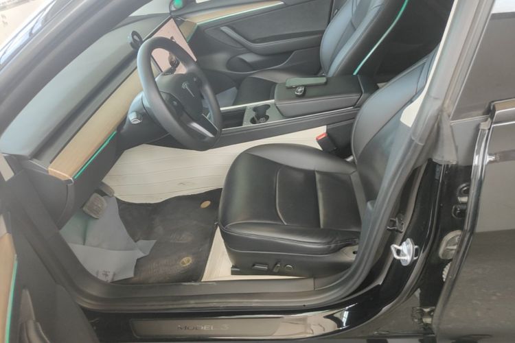 Tesla Model 3 2023 immagine di auto #15