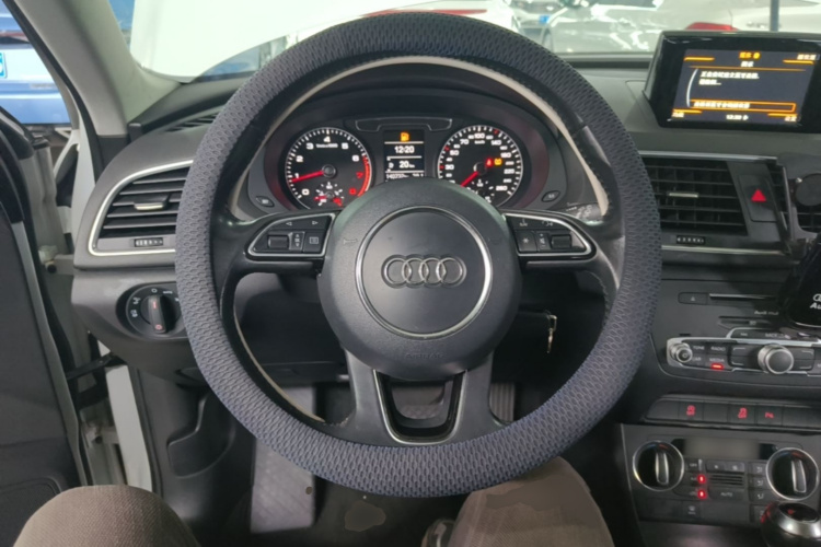 Audi Q3 2017 #11 Audi Q3 2017 car image #11